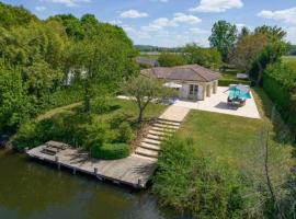 Villa la Rive, River Villa, hotel in Le Temple-sur-Lot