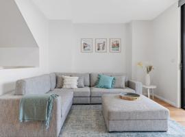 Reflections on The Esplanade, hotel in Warners Bay