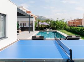 Villa Porto Recupera, hotel v destinaci Kaštela