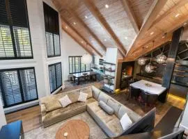 Hyatt Condominium 06 by East West Hospitality