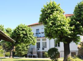 Casa vacanze I Due Tigli, hotel v destinaci Travedona