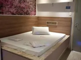 motel chanty