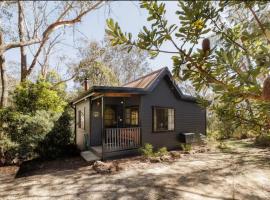 Romantic Tricklebeck Spa Cottage, hotel v destinaci Blackheath