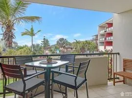 Yeppoon CBD furnished apartment with pool!