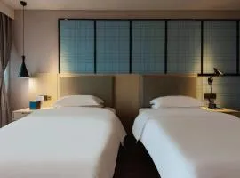 Echarm Hotel Lhasa Potala Palace Square