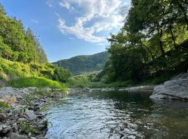 Hongcheon Oullim Glamping Pension，洪川的豪華露營地點