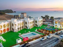 Funji Kids Pool Villa Pension, hotel v destinaci Ansan
