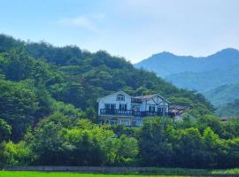 Samcheok Rose Valley Pension, hotel v destinaci Samčchok