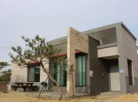Yeoncheon The Stay and Dot