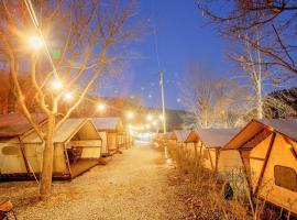 Gapyeong Starlightnuri Glamping, luxusní kemp v destinaci Gapyeong