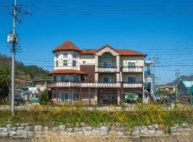 Buan Bada Mudflat Pension