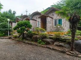 Gwangyang Sukhee's Hwangto Pension