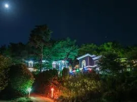 Taean Anmyeondo Geuttaegeu Pension