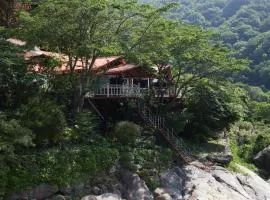Hadong Nuran Garden Pension