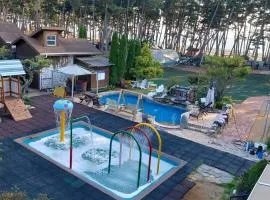 Irang Kids Pool Villa