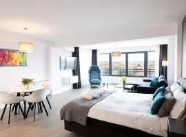 Lounge 8 Studios