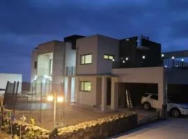 Jeju Aewol Doldam-gil Pension