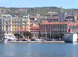 Riva Rooms, hotel em Rijeka