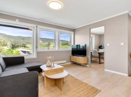 Fully furnished apartment close to Technology park and Uni, hotel con estacionamiento en Kongsberg