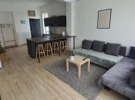 LFA - 169 - La maison du coin