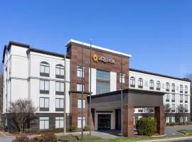 La Quinta Inn & Suites by Wyndham Mooresville