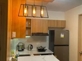 Home away from home with free parking and wifi