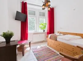 Gästezimmer IV Einzelzimmer in Unterkunft mit Gemeinschaftsbad und Gemeinschaftsküche Chemnitz