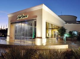 Los Pinos Resort & Spa Termal All Inclusive, hotel with hot tubs in Termas de Río Hondo