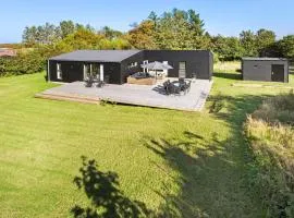 Amazing Home In Spøttrup With Wifi