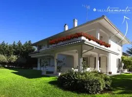 Villa Tramonto luxury apartment with private swimming pool