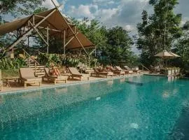 Glamping Entre Rios、にあるエル・エデン国際空港 - AXMの周辺ホテル
