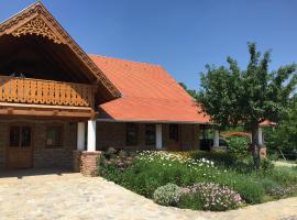 Napfenyes Vendeghaz, vacation rental in Bükkösd