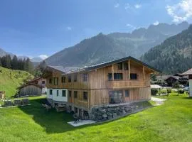 Stadl Lodge Hinterstein - Skipass im Winter und Bergbahnen im Sommer inklusive