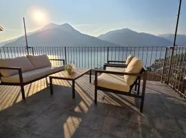 Amazing Lake View Apartment with Pool and 2 Terraces, Modern Urio, by STAYHERE-LAKECOMO