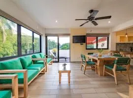 3049 - Brisas Condo 4