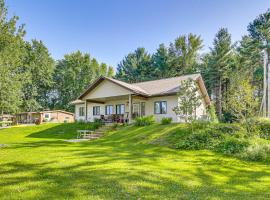 Lake Champlain Retreat with Grill, Fire Pit!, hotel in Chazy