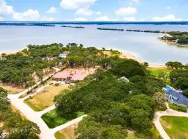 Waterfront Luxury Living with 4-BR Pool and Views