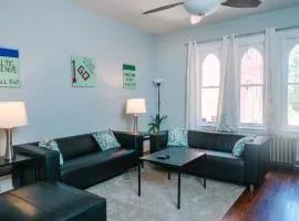 MONOPOLY - Prime-Location - Walkable - Sleeps 6