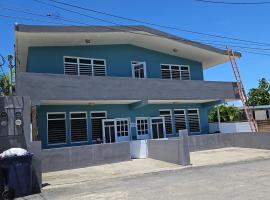 Pelican Dock Apartments, hotel v destinaci Aguada