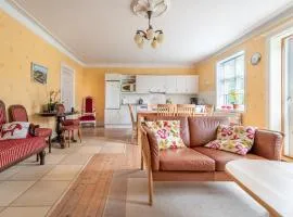 Charming, spacious, sea view guest house