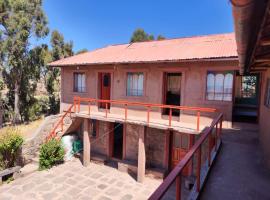 ENCHANTED LODGE Taquile Island, bed and breakfast en Huillanopampa