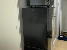 Shinjuku 2 stops, 3 people,station walk for 4 mins