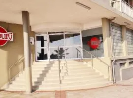 Tenbury by the beachfront 806