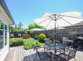 Cottage Sonoma Historic Plaza, - Includes Wine Tasting Passport, hotel in Sonoma