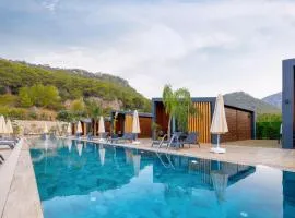 Rota Kilidonia Karaöz Suites&Villas