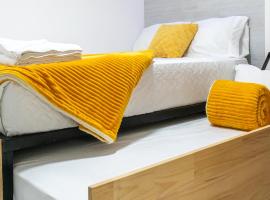 Comfortable and Beautiful Room 5 minutes from Tikal Futura H3, serviced apartment in Guatemala