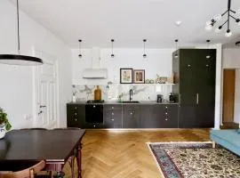 NEW! WARM and COSY apartment with private ENTRANCE and PARKING in a city center