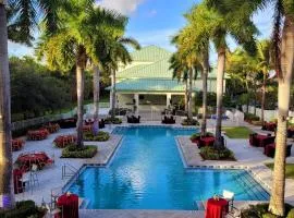 Doral Pool 310 by WaveProperties