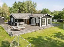 Pet Friendly Home In Sjællands Odde
