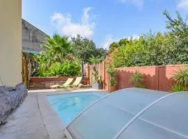 3 Bedroom Stunning Home In Arles